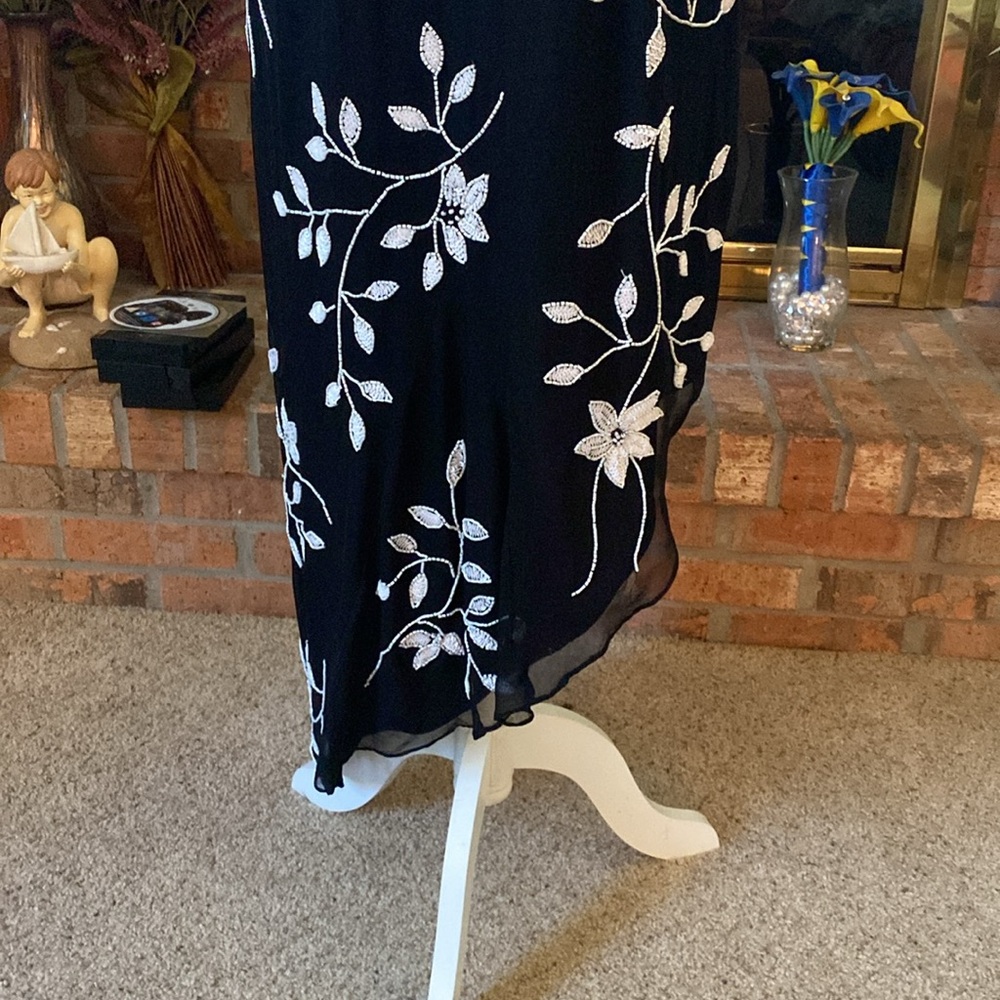Y2K cache 100% silk asymmetrical hemline dress GORGEOUS - Picture 4 of 16